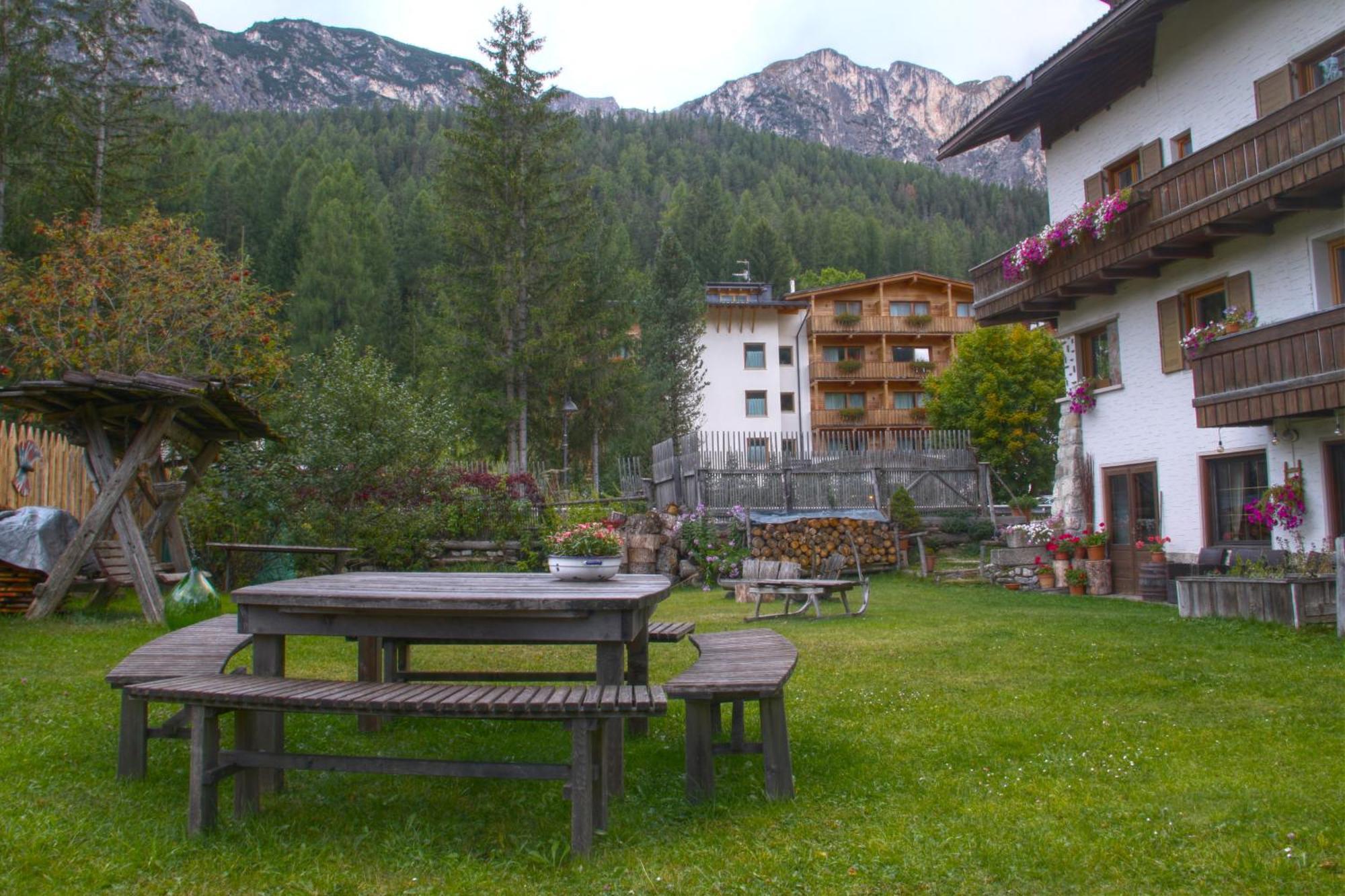 Lamiri Bed & Breakfast Badia  Eksteriør bilde