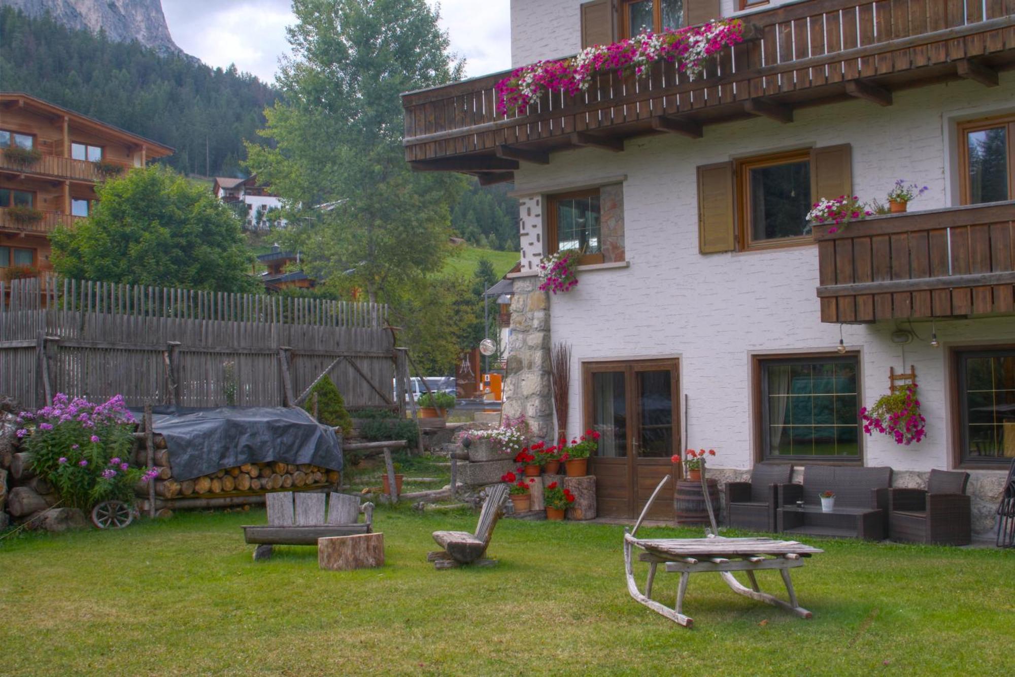 Lamiri Bed & Breakfast Badia  Eksteriør bilde